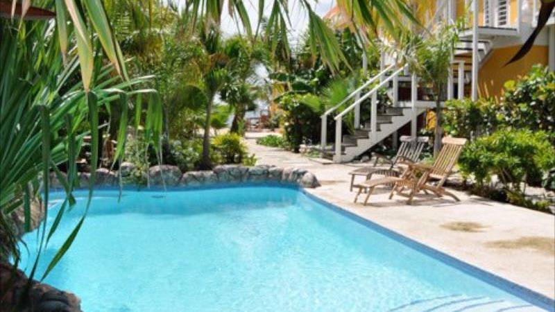 Scuba-lodge-suites 5.jpg
